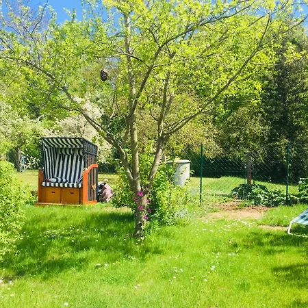 Semesterbostad Fiete 1 - Kinderfreundliches Auf Ruegen Fuer Bis Zu 8 Personen