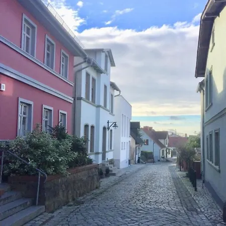 Semesterbostad Fiete 1 - Kinderfreundliches Auf Ruegen Fuer Bis Zu 8 Personen *