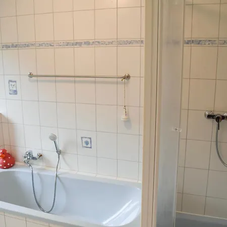 Fiete 1 - Familienferienhaus Auf Ruegen